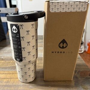 NWT HydroJug Stella 32oz Sport